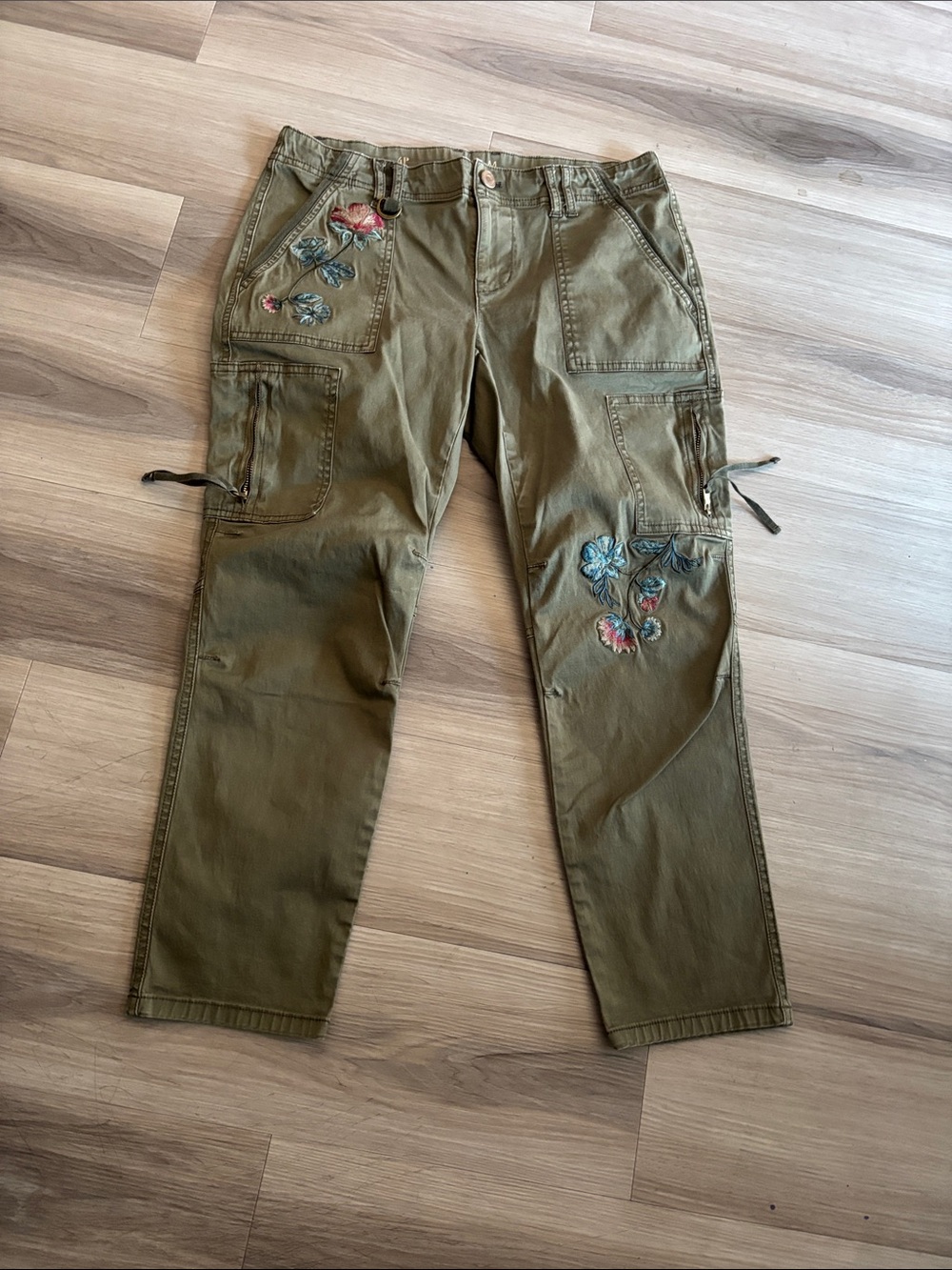 White House Black Market Olive Green Embroidered Cargo Ankle Pants